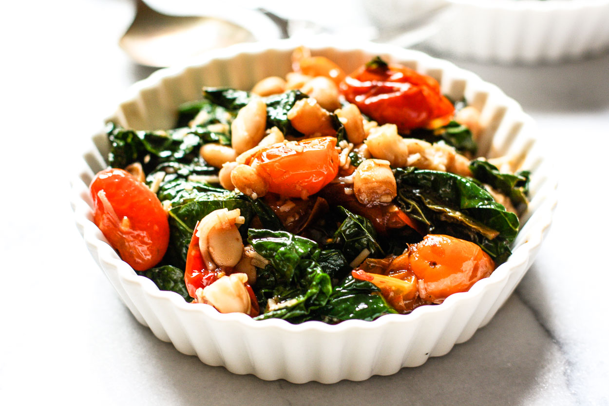 kale with tomatoes and white beans